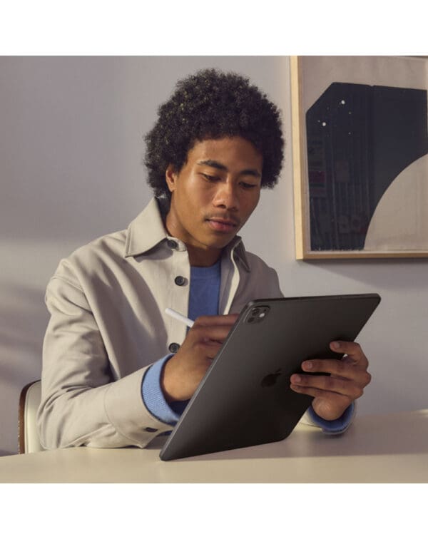 iPad Pro 13" M5 WiFi 1TB con Vetro Standard - Space Black - immagine 3